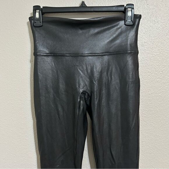 SPANX black faux leather leggings women's size medium - Picture 4 of 10